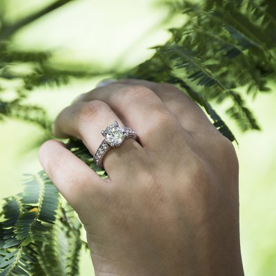 1 Ct. Round Vintage Engagement Ring with Millgraining